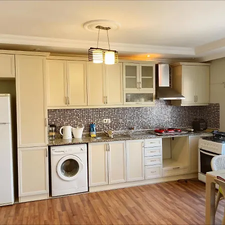 Perfect Holiday 2+1 By The Sea Appartement Alanya